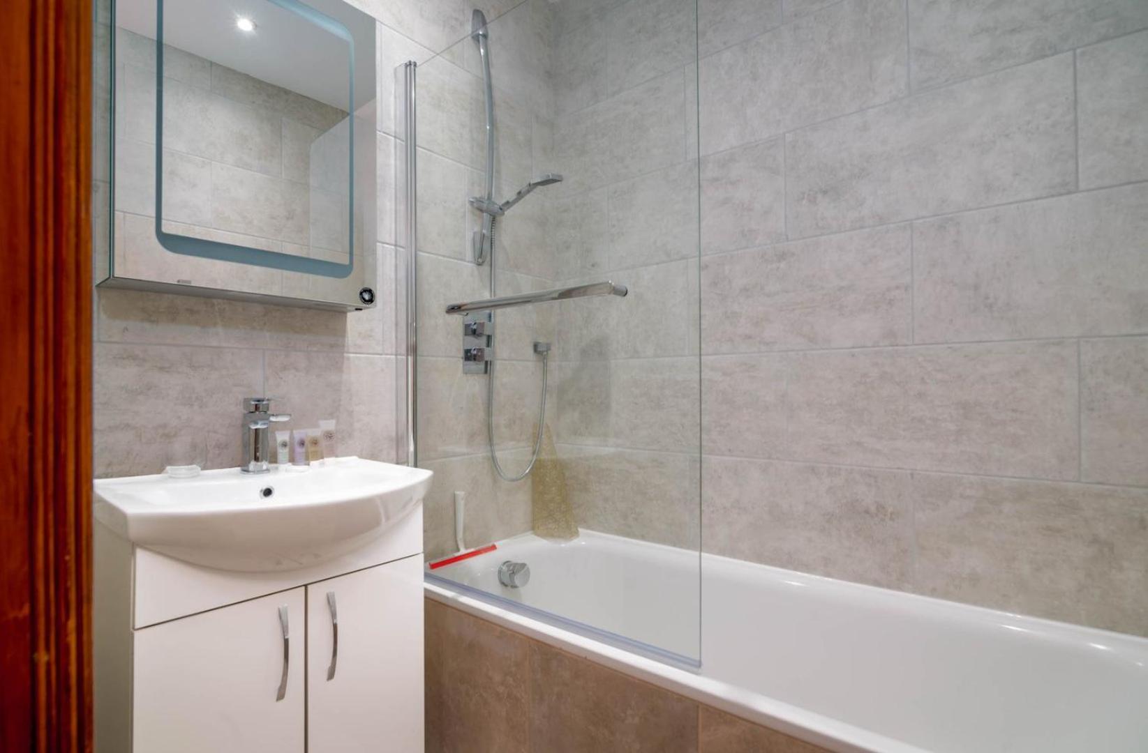Guestready - Converted Mews In Bayswater London
